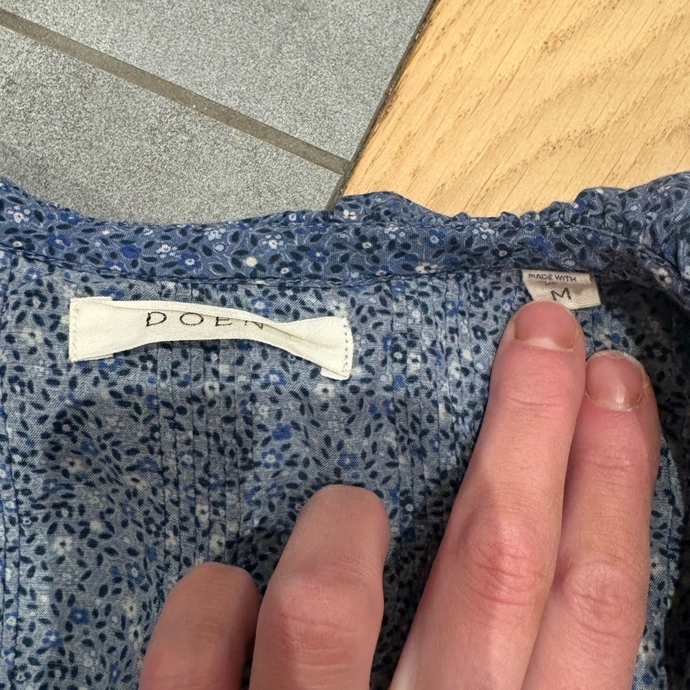 Doen Hardy Ruffle Long-Sleeve Blouse in Midblue California Wildflower - Picture 5 of 5